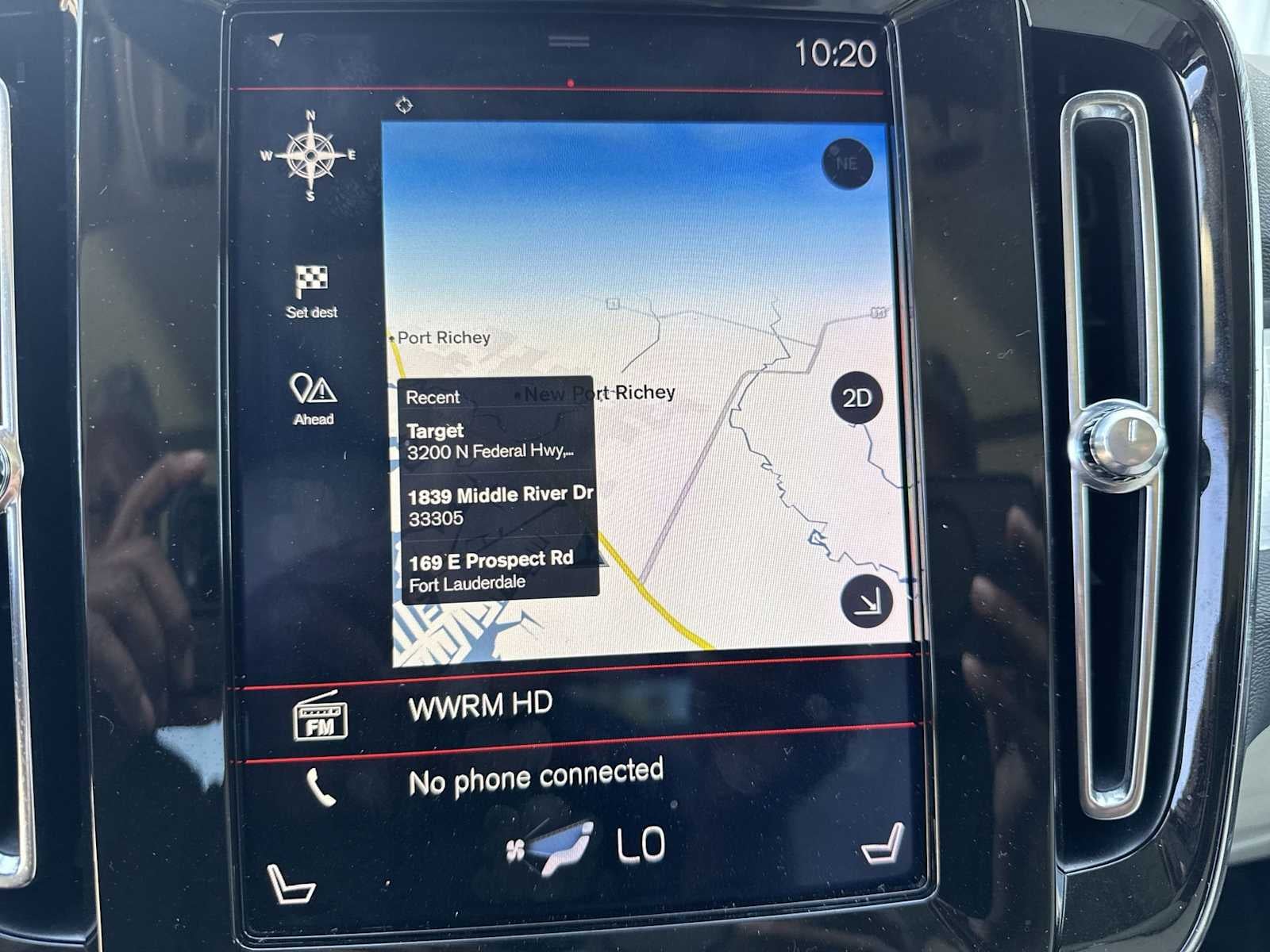 2020 Volvo XC40 Momentum