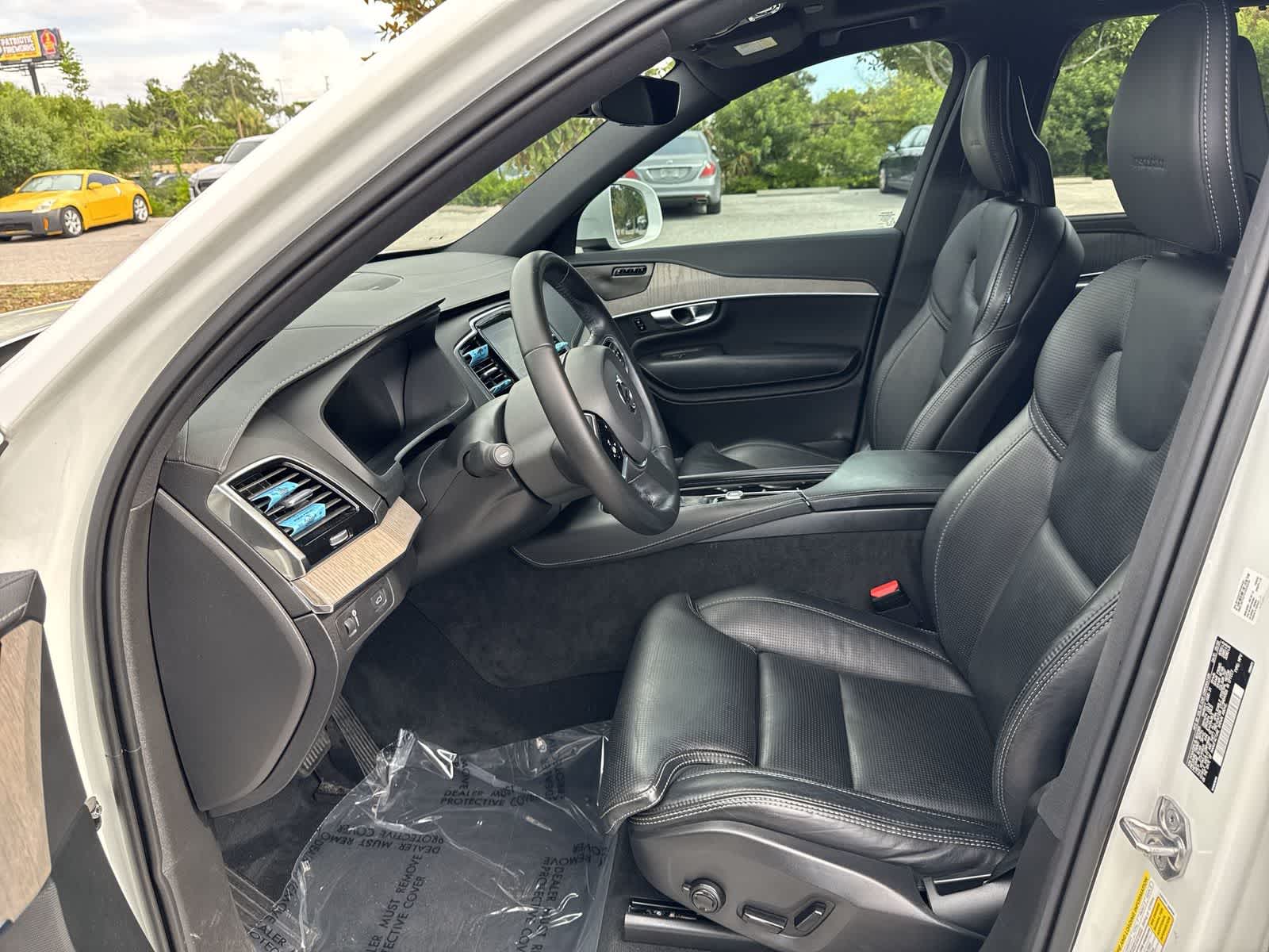 2020 Volvo XC90 Inscription