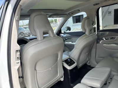 2022 Volvo XC90 Recharge Plug-In Hybrid Inscription
