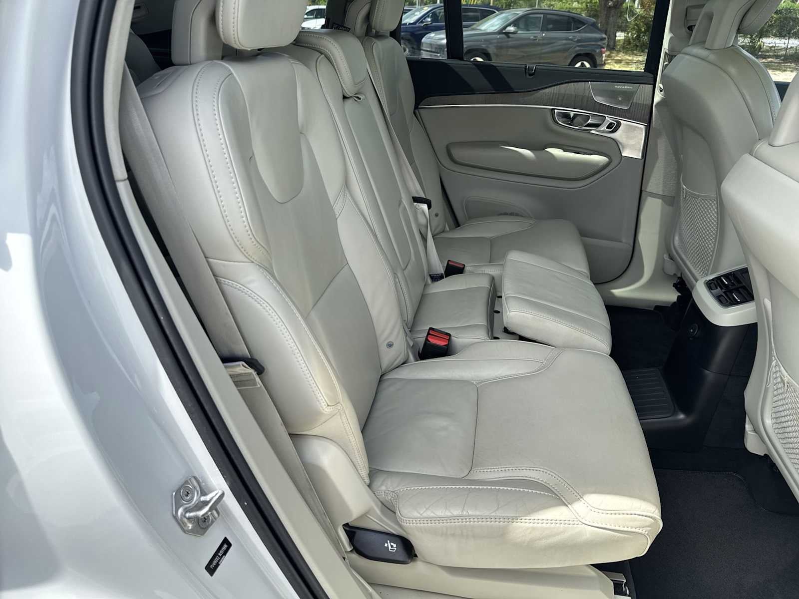 2022 Volvo XC90 Recharge Plug-In Hybrid Inscription