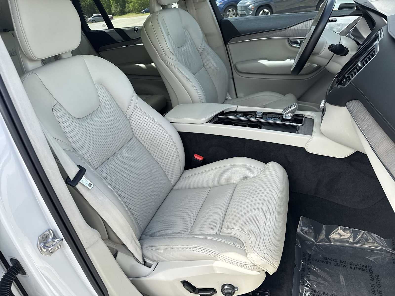 2022 Volvo XC90 Recharge Plug-In Hybrid Inscription