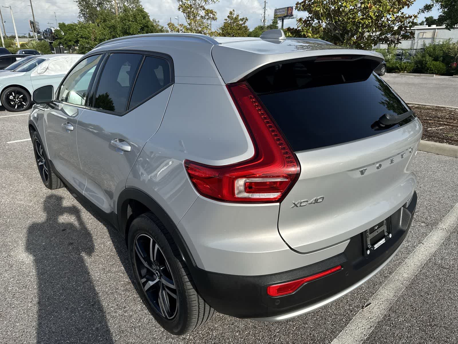 2023 Volvo XC40 Core