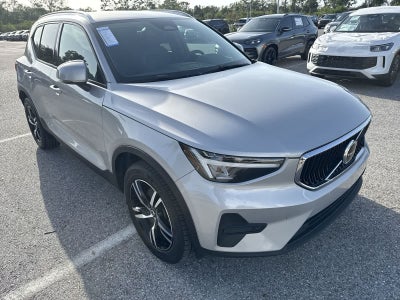 2023 Volvo XC40 Core