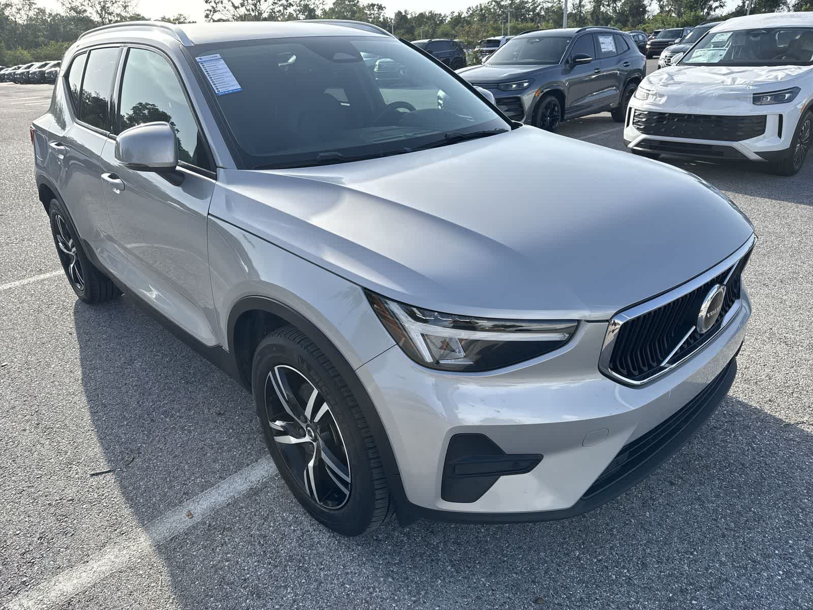 2023 Volvo XC40 Core