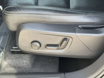 2023 Volvo XC40 Core