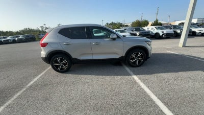2023 Volvo XC40 Core