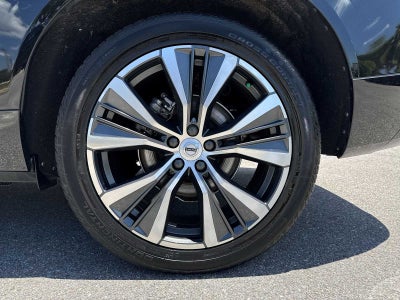 2022 Volvo XC60 Momentum
