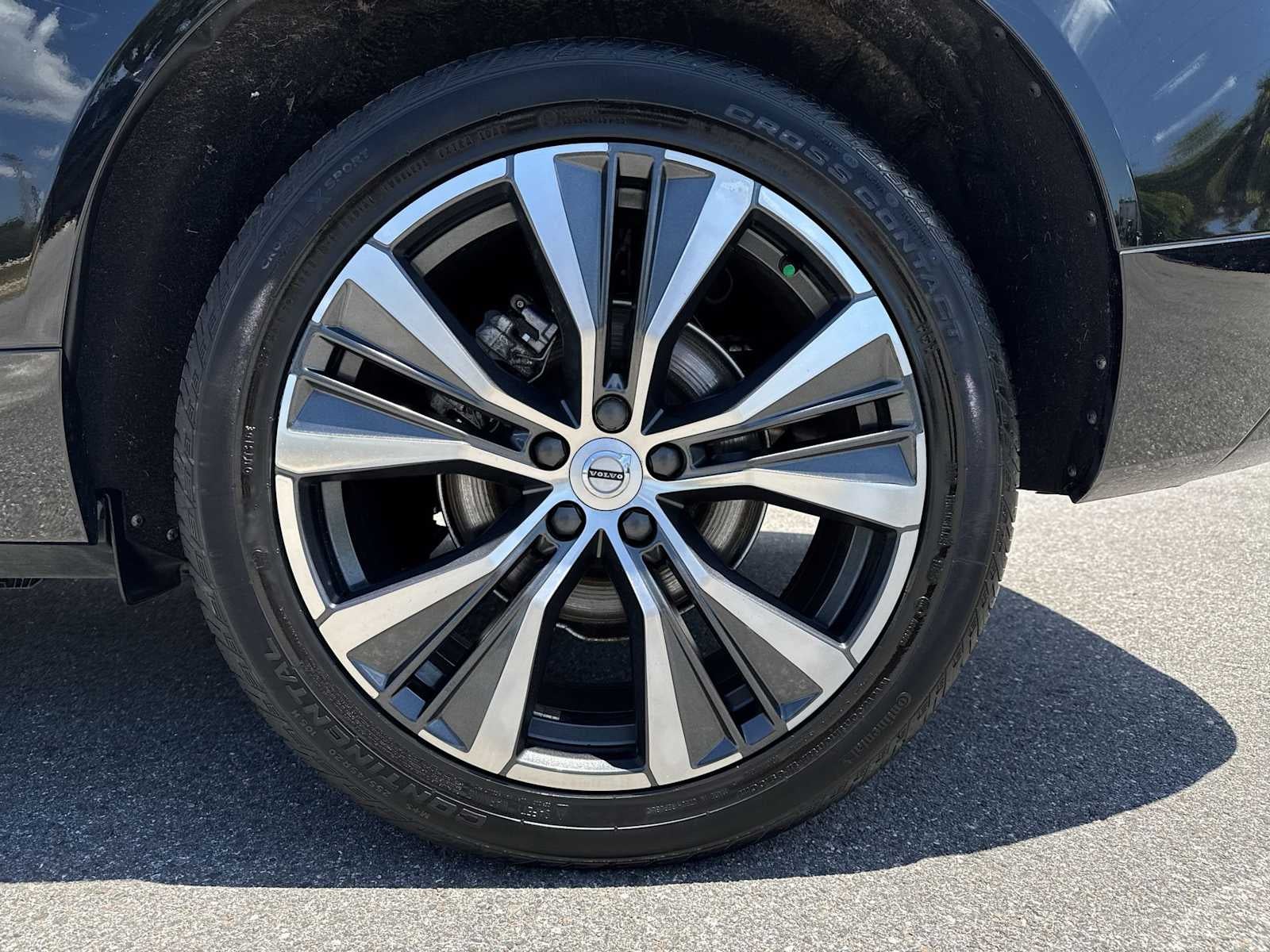 2022 Volvo XC60 Momentum