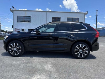 2022 Volvo XC60 Momentum