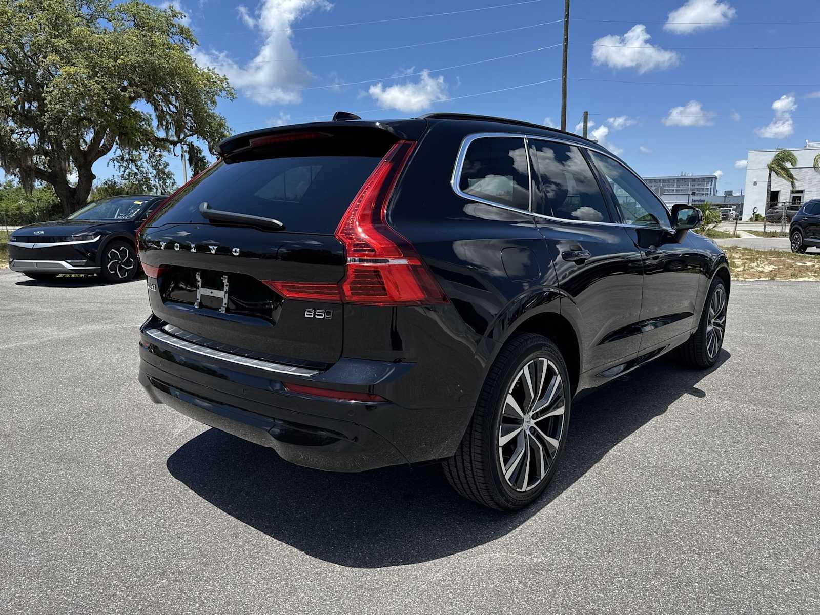 2022 Volvo XC60 Momentum