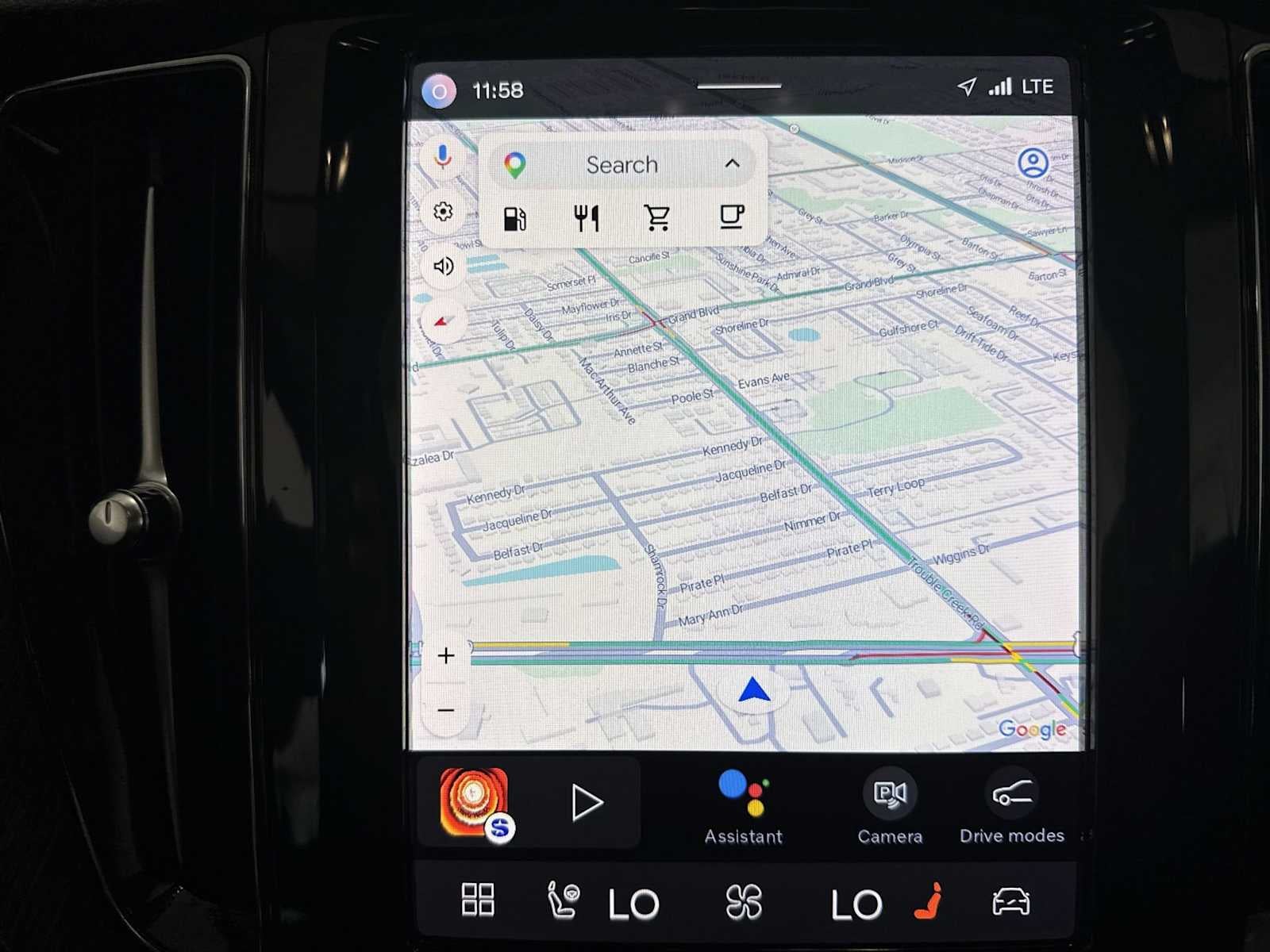 2023 Volvo XC60 Plus Dark Theme