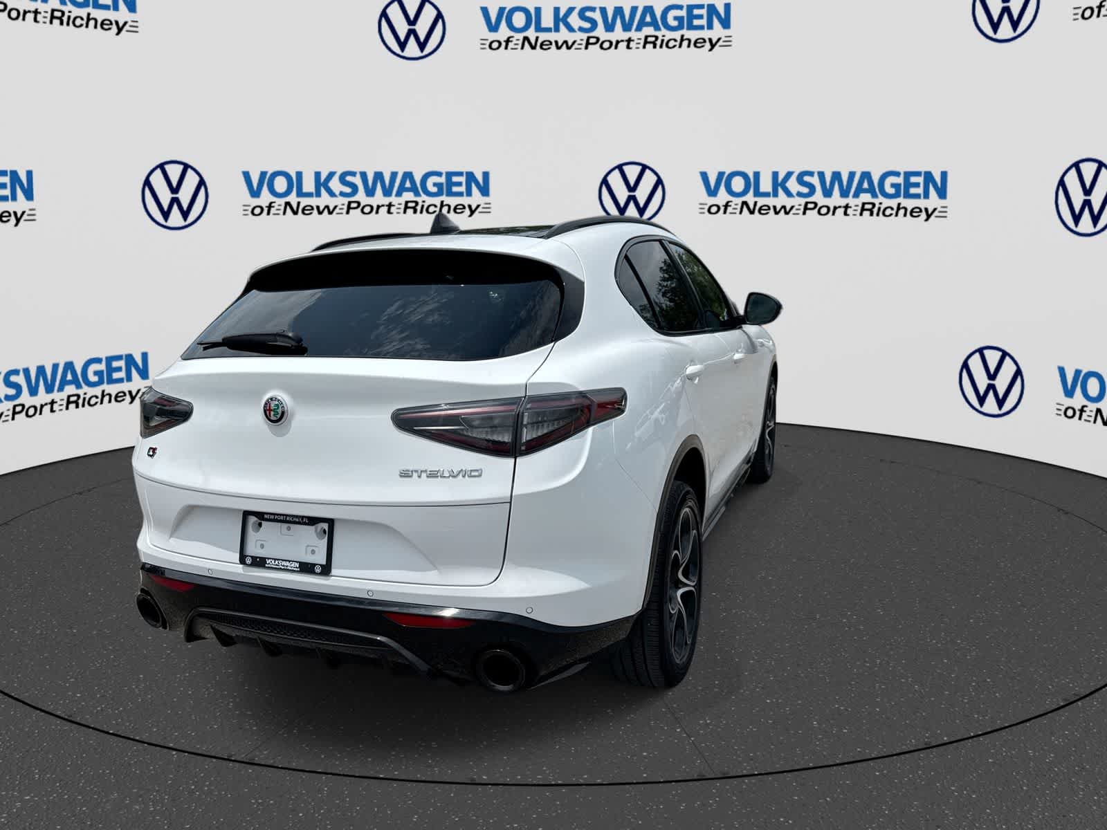 2024 Alfa Romeo Stelvio Veloce
